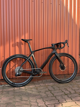 Rower Pinarello Grevil F SRAM RIVAL AXS MOST ULTRAFAST 40 ICELAND BLACK 700c