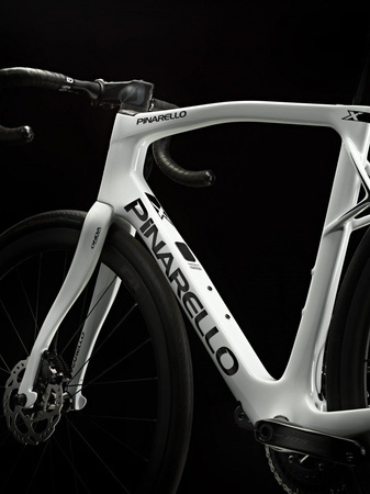 Rower Pinarello X5 Shimano 105 Di2 2x12 DT Carbon HG11 Xolo Crystal White