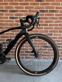 Rower Pinarello Grevil F ICELAND BLACK Campagnolo Super Record 2x12 Alchemist -  Używany